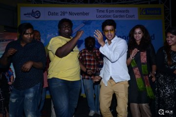 Shankarabharanam Movie Flash Mob at Inorbit Mall